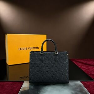 Louis Vuitton OnTheGo MM Bag